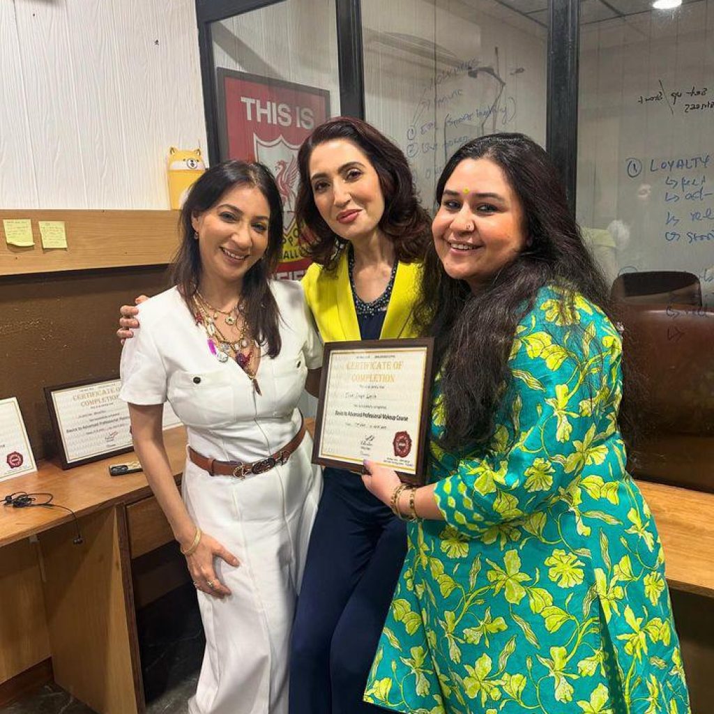 WhatsApp Image 2025-11-06 at 7.31.57 PM